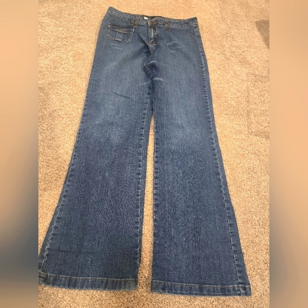 Limited jeans